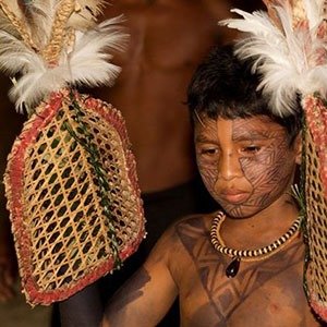 RITUAL DA TUCANDEIRA INDIOS SATERE MAWE AMAZONAS